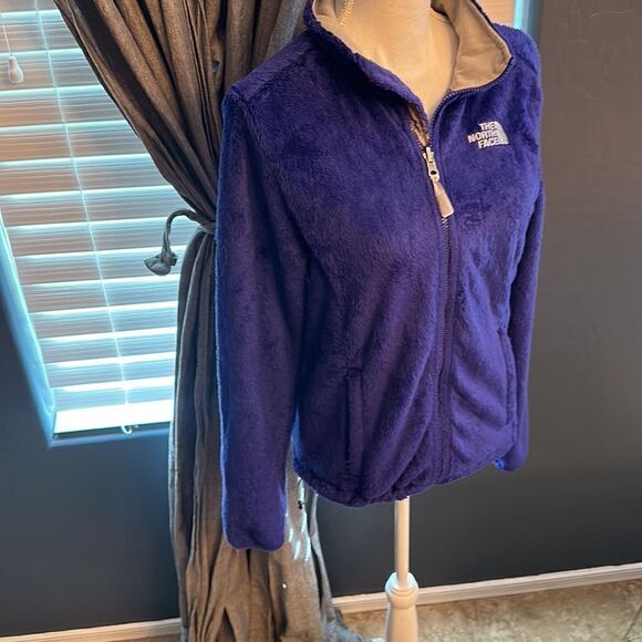 The North Face fleece zip up - Picture 2 of 10